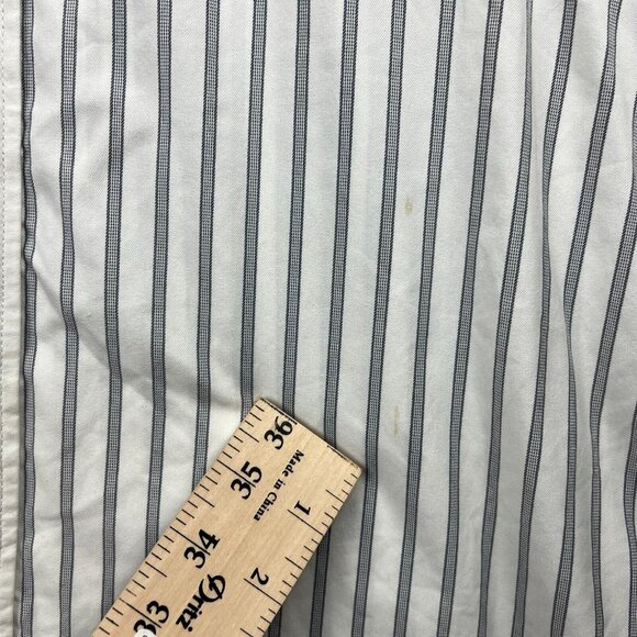 Abercrombie & Fitch Performance Button-Up Shirt Light Blue Stripe XXL Wrinkle - Picture 3 of 9